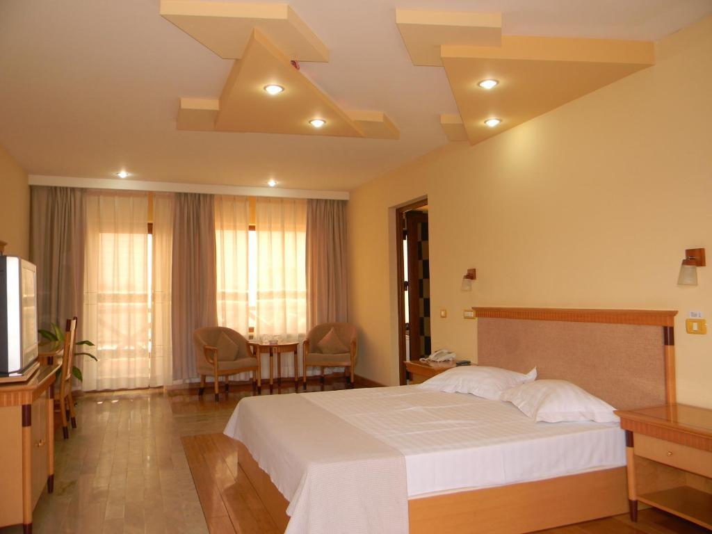 Hotel La Scoica Land Năvodari Стая снимка